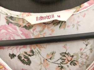 Elegant Floral Print Kurta