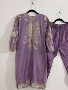 Pakistani 2 piece kurta set