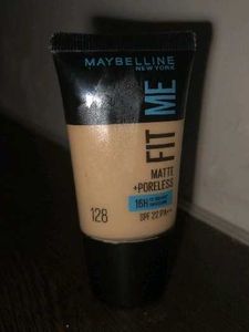 Maybelline Fit Me Matte Foundation