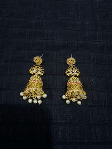 Elegant Pearl and Gold Jhumka Earrings