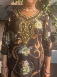 Elegant Embellished Ethnic Kurta for women