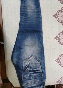 👖 Sparky Skinny Jeans – Just Like New! 💥