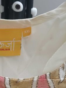 Elegant Cream Kurta with Pink &amp; Gold Print