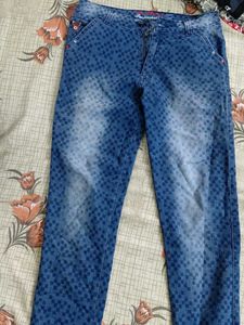 Stylish Blue Checkered Denim Jeans