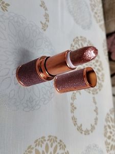 Shimmer Lipstick For Parties
