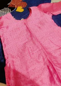 Elegant Pink Textured Kurta