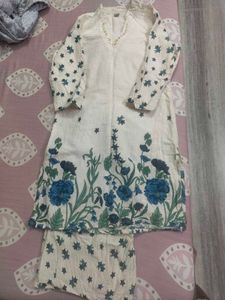Co-ord White Kurta with Blue Floral Print palazzo