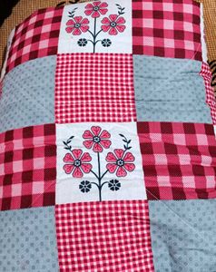 Beautiful Red Grey' AC' Comforter❤️🩶