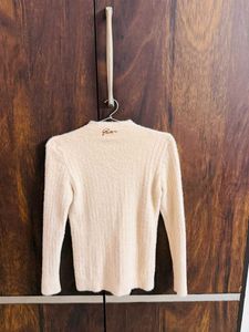 fluffy High neck top