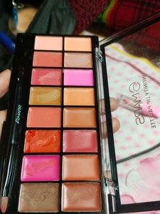Mars Infinity Lip Palette