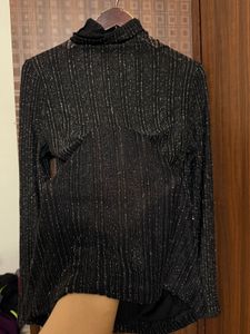 On SALE 🛍️Sparkly Black Mesh Top 🖤