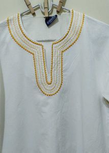 Cibuka Unisex White Kurti Tunic Gold Embroidery