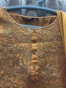 MELANGE Size S Elegant Yellow Kurta