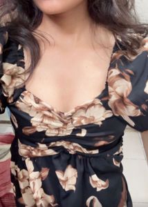 Floral Print Ruched Puff Sleeve Top