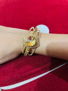 Stunning Gold bracelet with Crystal new wdt tag