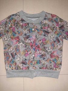 🤍 Y2K “Comic It-Girl” — Vintage Cardigan