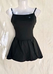 13145. Mini black dress