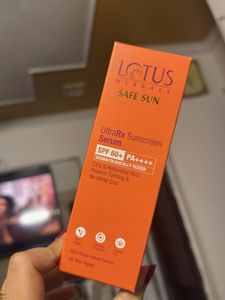 Lotus Herbals Safe Sun UltraRx Sunscreen Serum