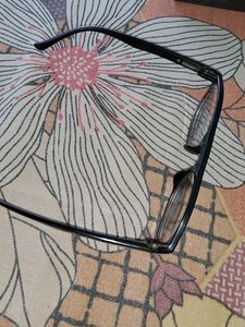 Black Long Vision Spectacles With Blue-Cut Lens