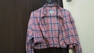 MAX Cropped Plaid Jacket