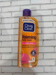 Clean & Clear Foaming Face Wash