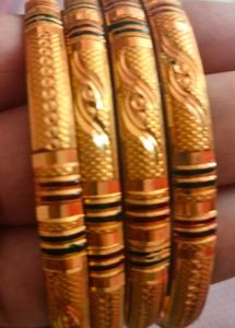 Set of 4 Bangles