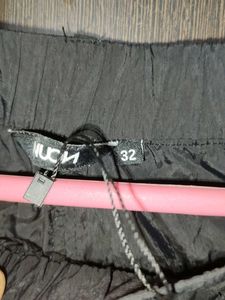 Baggy Cargo Pants.....