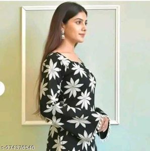Stylish Black &amp; White Floral Kurta_XL
