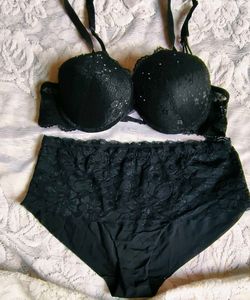 Black Lace Bra &amp; Panty Set