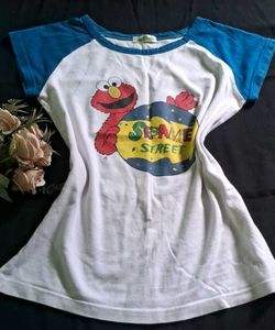 Sesame Street Elmo Graphic T-Shirt
