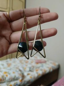 Stylish Gold &amp; Black Earrings Set