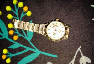 couple watch