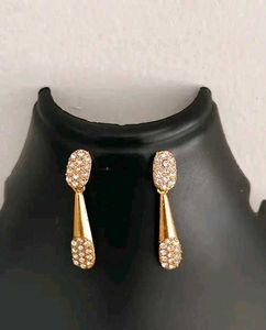 Elegant Graceful Gold Jewelry Set