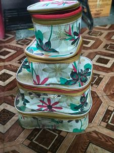 Floral Print Cosmetic Bag Set