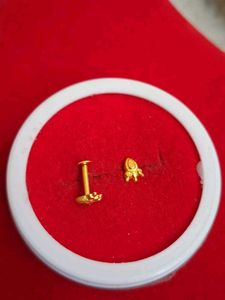 Gold  Stud Earrings 18crt