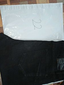 Black Jeans - Stylish &amp; Versatile