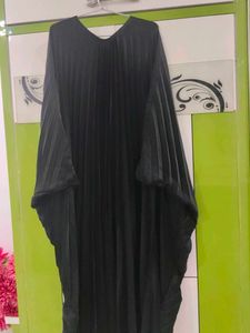 Elegant Pleated Abaya Dress