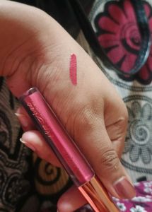 Pink Lip Gloss+1 free gloss