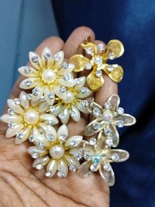 Juda Pins (100 In Total)