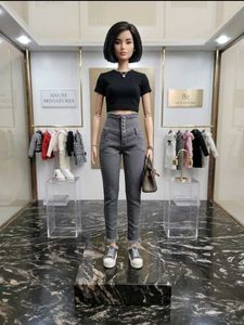 Chic High-Waisted Grey Jeans