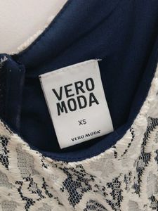 Vero Moda Lace &amp; Chiffon Dress
