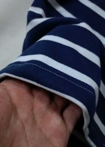 Oldmoney/ streetstyle navy blue stripes tshirt