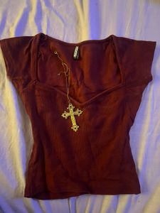 2000’s sweetheart neck dark red top🪽⭐️