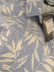 Chic Textured Leaf Print Shirt