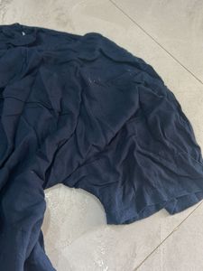 navy blue color top big size with sleeves