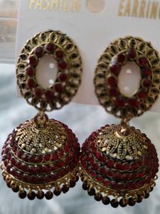 Earings