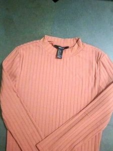 Ribbed Mock Neck Long Sleeve Top