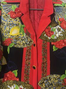 Floral blazer for all seasons
