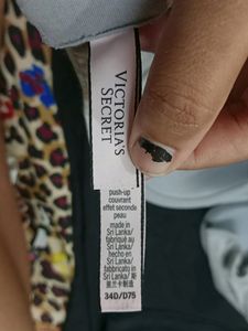 VICTORIA'S SECRET Grey Push-up Bra