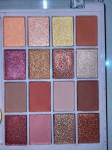 SHILLS Professional Eyeshadow Palette